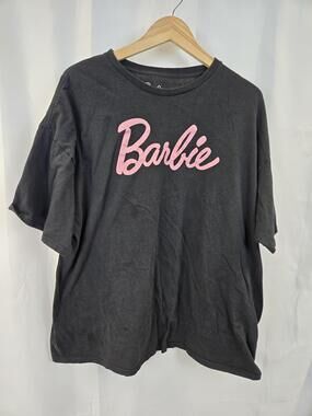 Barbie Shirt Womens XXXL Black Logo Graphic Short Sleeve Tee Top Relaxed Fit